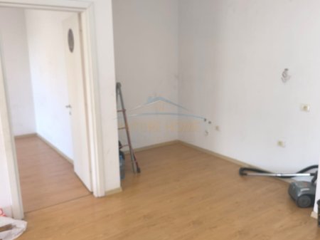 Qera, Apartament 1+1, 5 Maji