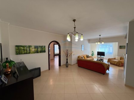 Shitet , Apartament 3+1+2, Tushemisht , Pogradec