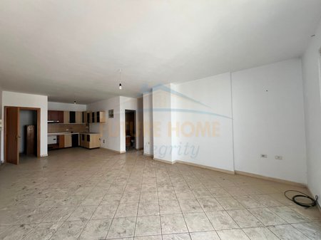 In vendita, Appartamento 2+1+2, Nuovo Anello, Tirana.