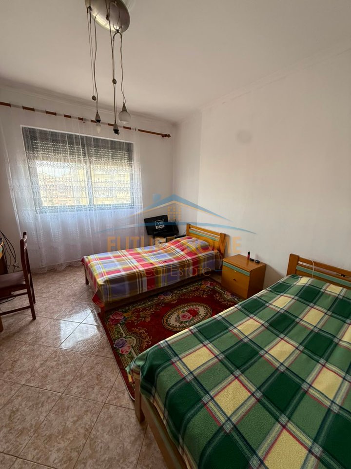 Shitet, Apartament 2+1, Kopshti Botanik, Tiranë