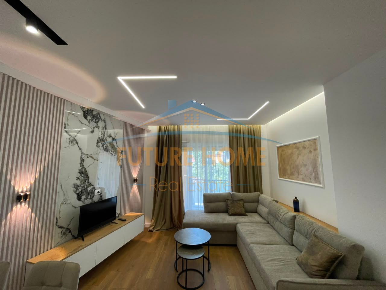 Shitet, Apartament 1+1, 21 Dhjetori, Tiranë