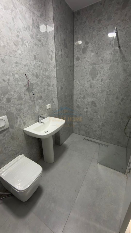 Rent, Apartment 3+1+2, Ndregjoni Complex, Tirana
