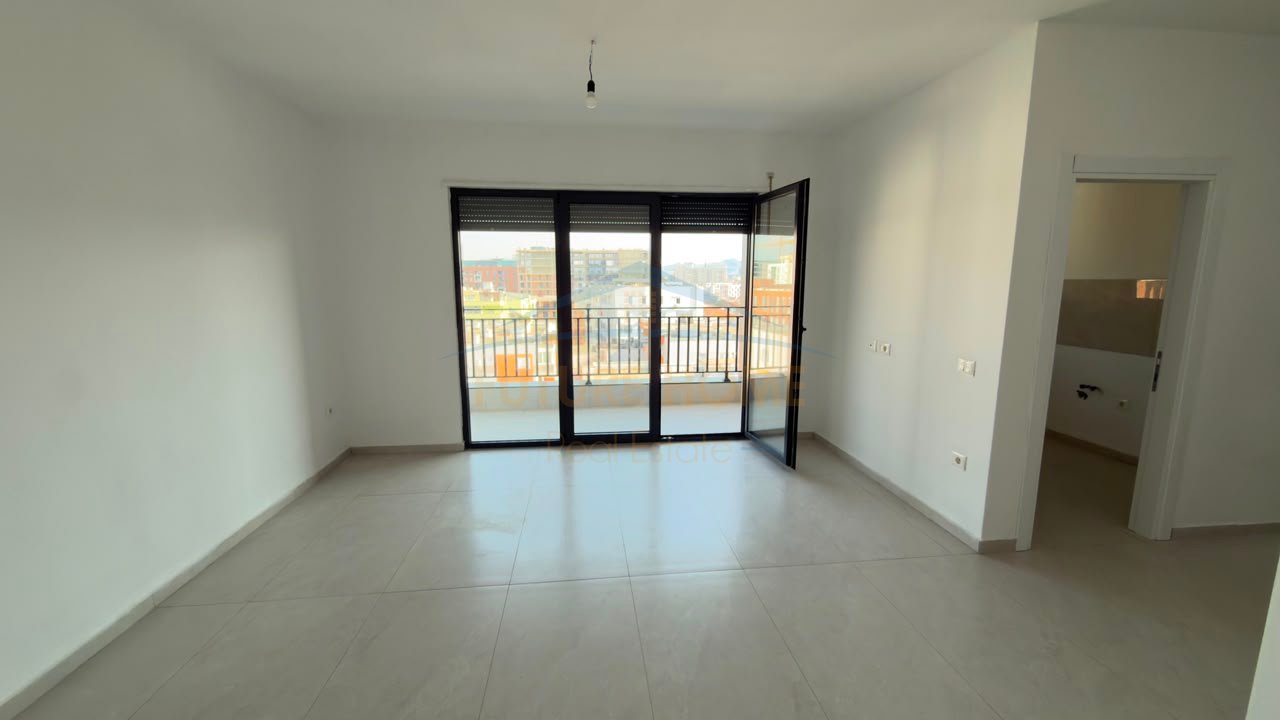 Rent, Apartment 3+1+2, Ndregjoni Complex, Tirana