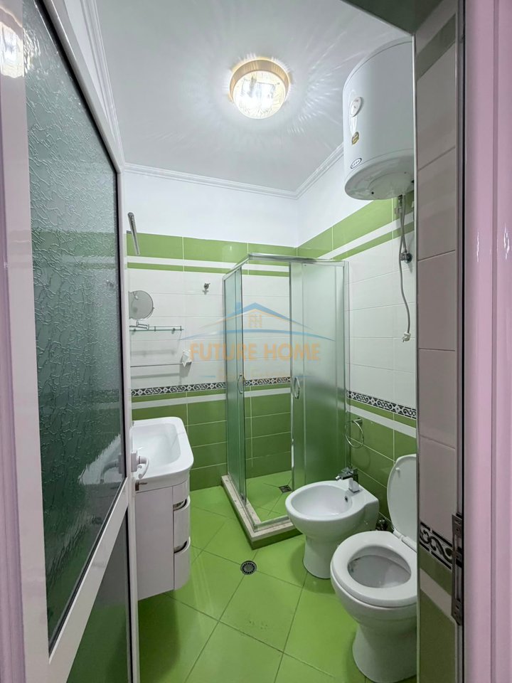 Shitet, Apartament 2+1, Kopshti Zoologjik, Tiranë.