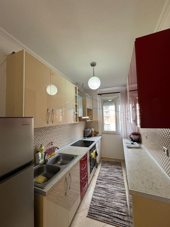 Qera, Apartament 2+1, Rruga Muhamed Deliu , Fresk, Tiranë