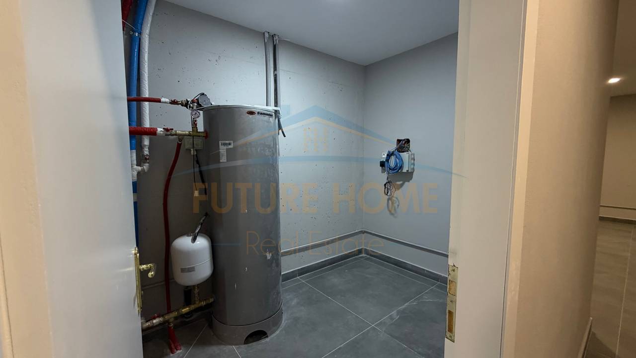 Rent, 3-Storey Villa, "Green Valley" Complex, Dry Lake, Tirana