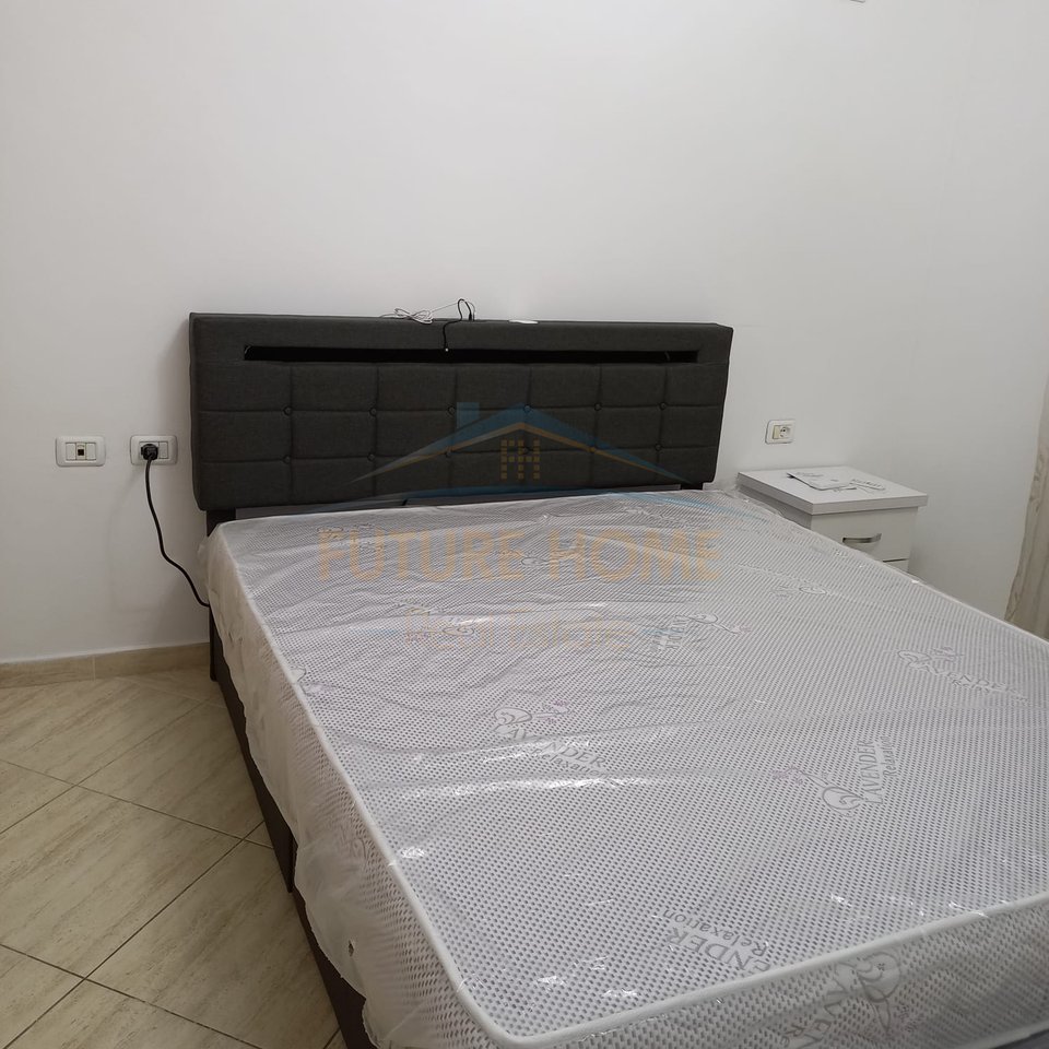 For rent, Apartment 2+1+2, Unaza e Re, Tirana.