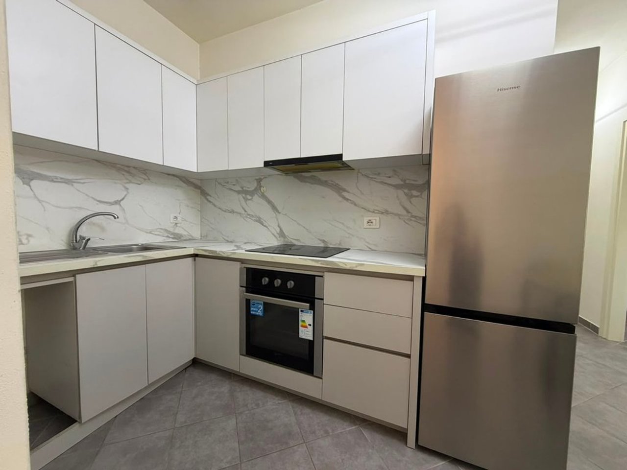 Rent, Apartment 2+1+2+Parking Space, Jordan Misja Street, Tirana.