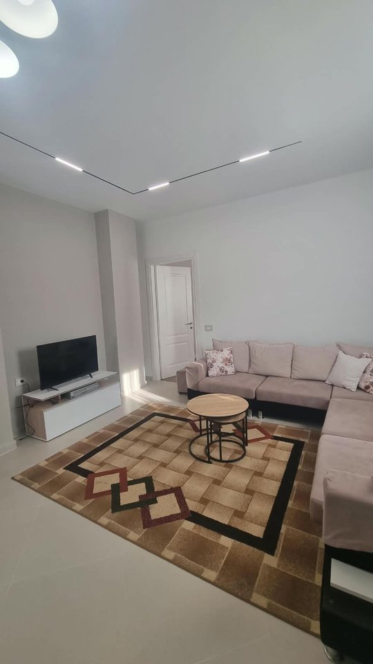 Rent, Apartment 1+1+ Parking Space, Siri Kodra Street, Tirana.