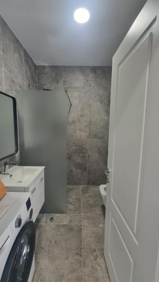 Rent, Apartment 1+1+ Parking Space, Siri Kodra Street, Tirana.