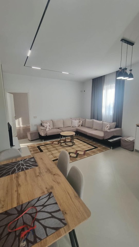 Rent, Apartment 1+1+ Parking Space, Siri Kodra Street, Tirana.