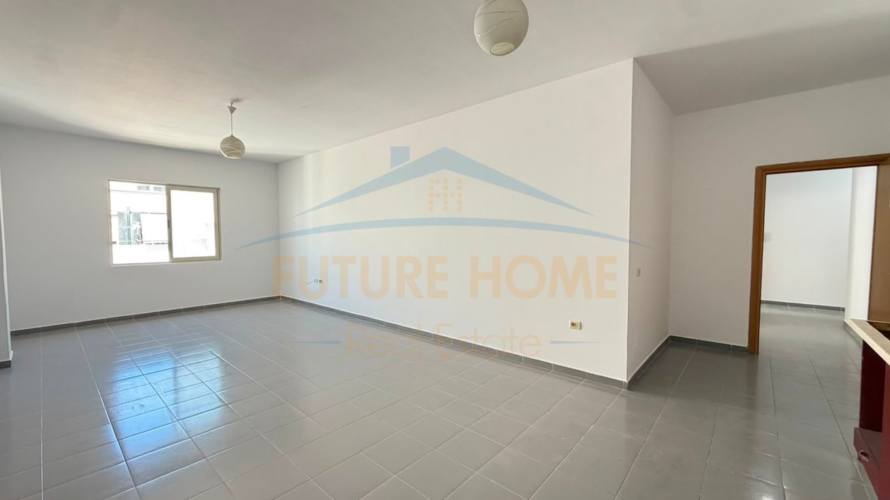 Apartment 2+1 for sale – Yzberisht, opposite KMY.
