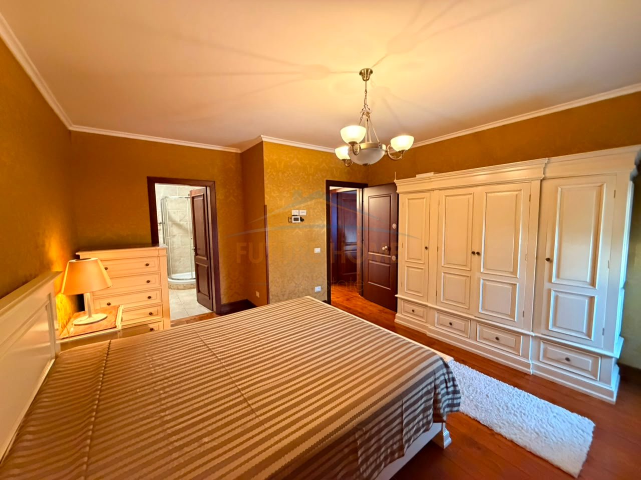 Rent, Apartment 4+1+3, Blloku, Tirana