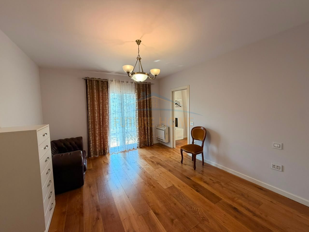 Rent, Apartment 4+1+3, Blloku, Tirana