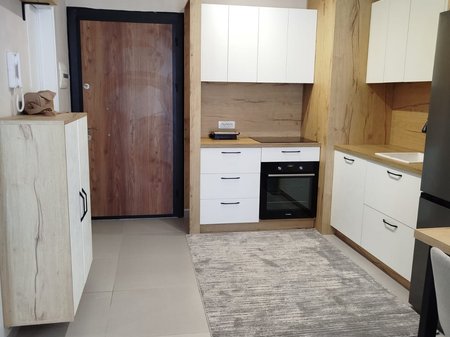Qera, Apartament 1+1+Post Parkimi, Univers City, Tiranë.