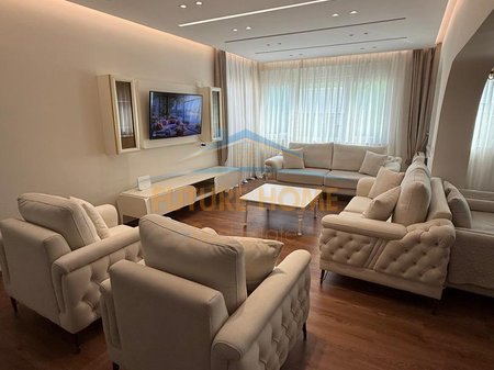 Rent, Apartment 2+1+2, Bllok