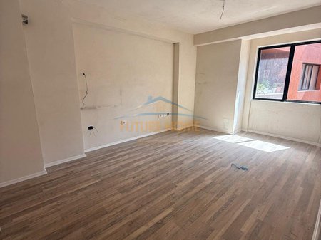 Shitet, Apartament 1+1+Post Parkim, Urban Gate, Tirane