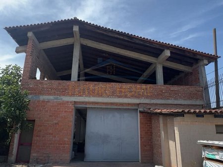 Shitet, Ndërtesë, Rruga Industriale, Tiranë
