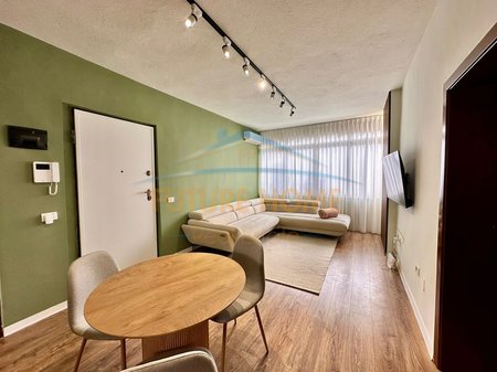 Qira, Apartament 2+1, Rruga e Durrësit, Tiranë