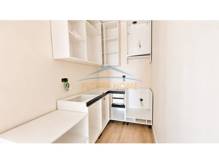 Shitet , Apartament 2+1, Rezidenca Alba, Ish parku autobuzave