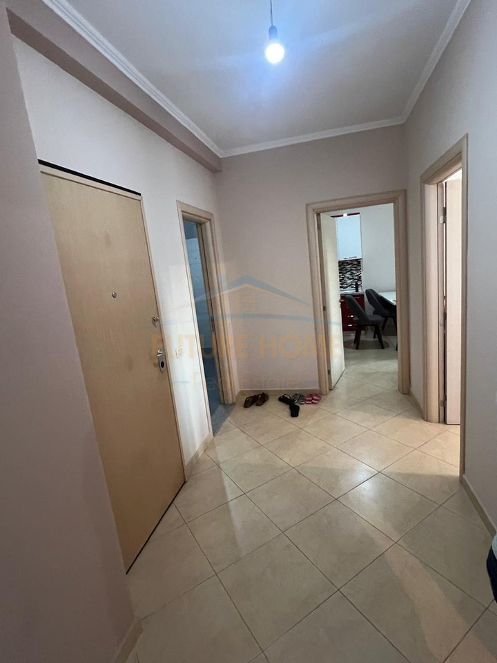 Shitet, Apartament 2+1+2, Unaza e Re