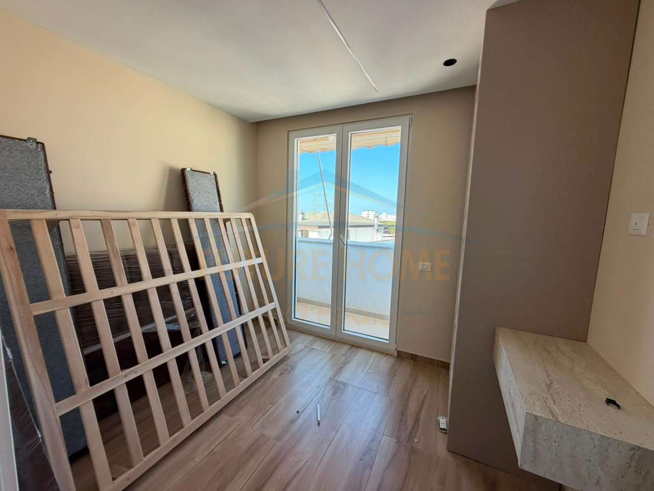 Qera, Apartament 1+1, Mali Robit, Golem