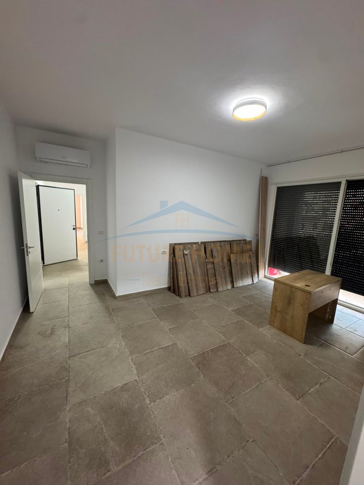 In Affitto, Spazio per Uffici, IBN, Ex Campo di Aviazione