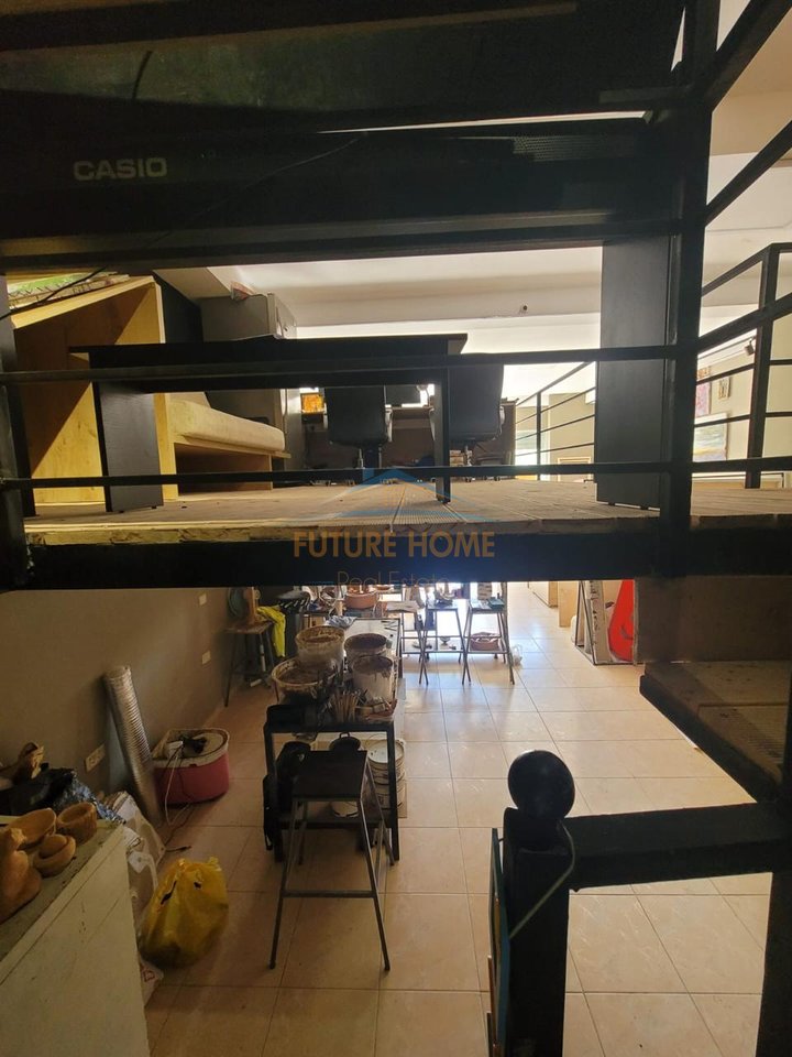 Shitet, Njësi Dyqan, Yzberisht, Tiranë