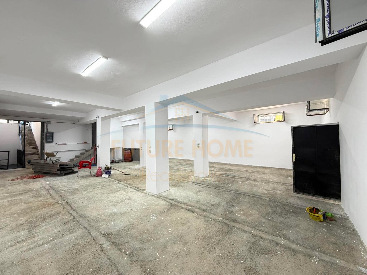 Rent, Business Premises, Laprakë