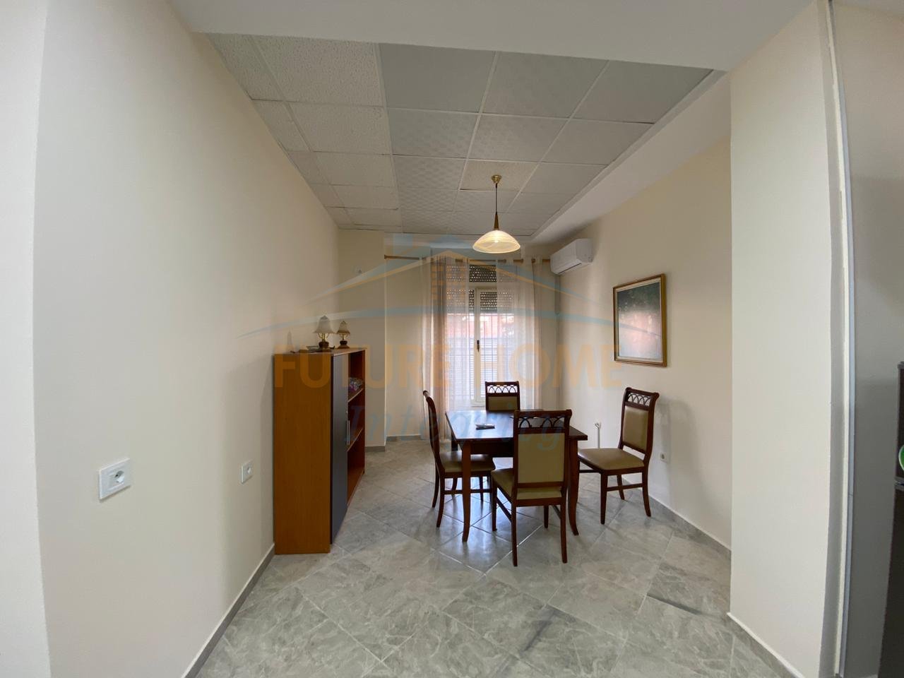 Qera, Apartament 2+1, Rruga e Kavajës, Tiranë.