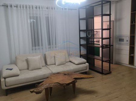 Qera, Apartament 2+1, Myslym Shyri, Tirane