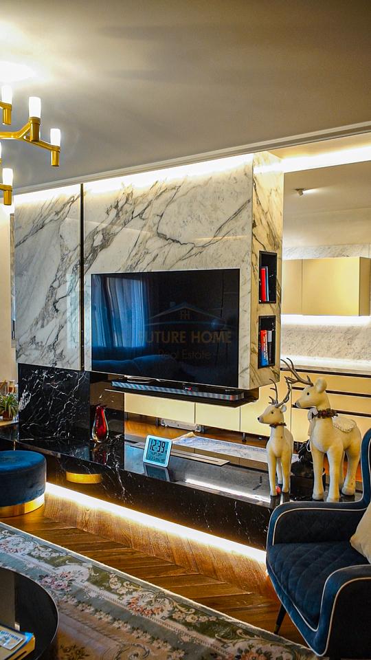 Shitet, Apartament Luxury 2+1+2, Komuna e Parisit, Tiranë.