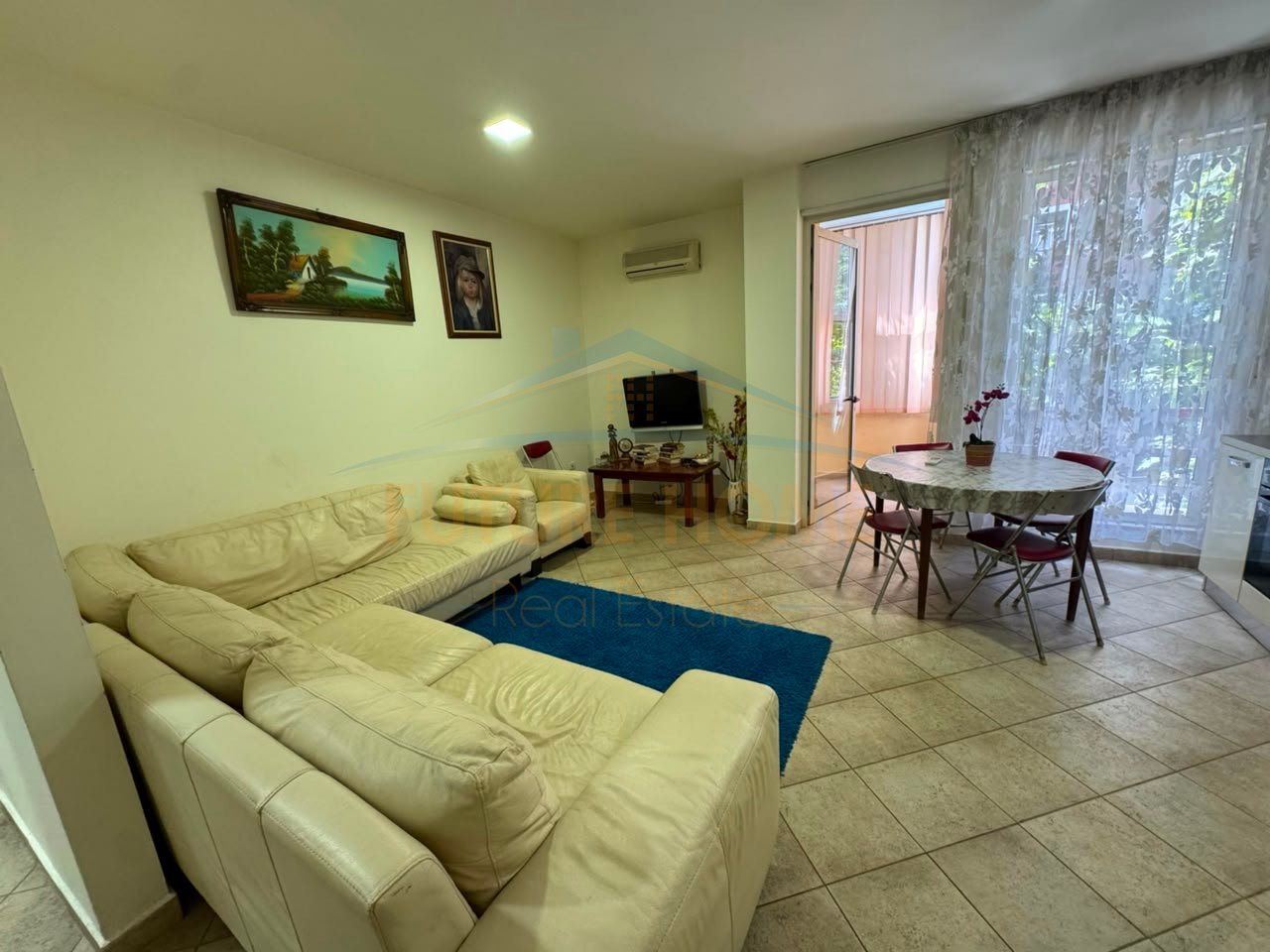 Shitet, Apartament 2+1+2, Rruga e Kosovarëve