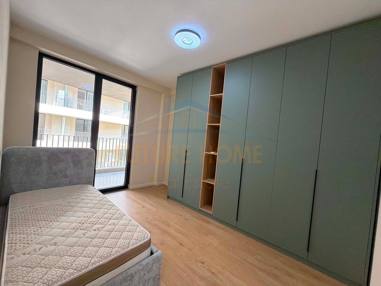 Affitto, Appartamento 3+1+2 + Parcheggio, Golden Tower, Via Mine Peza