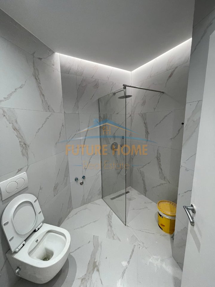 Shitet, Apartament 2+1, Unaza e re, Tiranë.