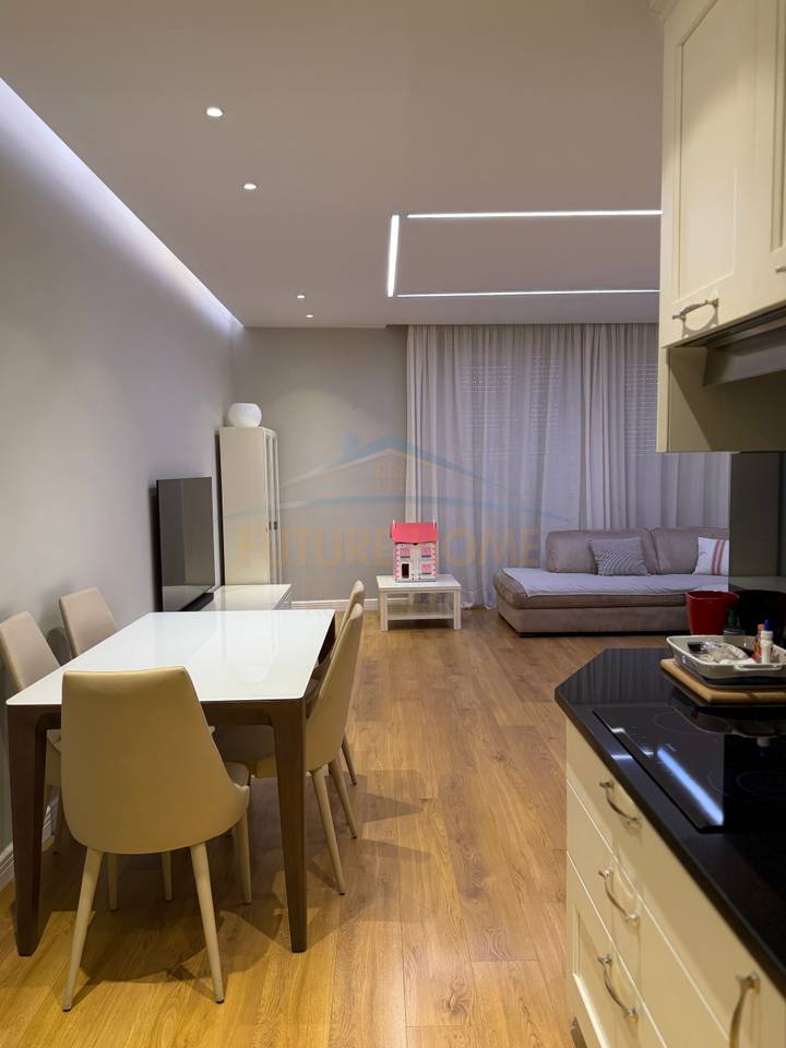 Qera, Apartament 2+1+2, Qender, Tirane