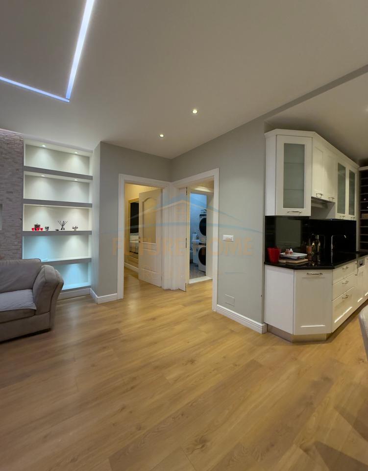 Sale, Apartment 2+1+2, Center, Tirana