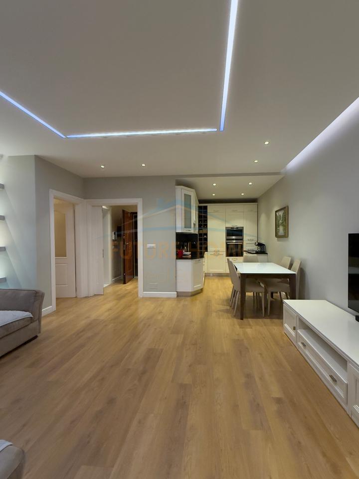 Sale, Apartment 2+1+2, Center, Tirana