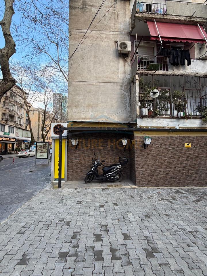 Vendite, Spazio Commerciale, Myslym Shyri, Tirana