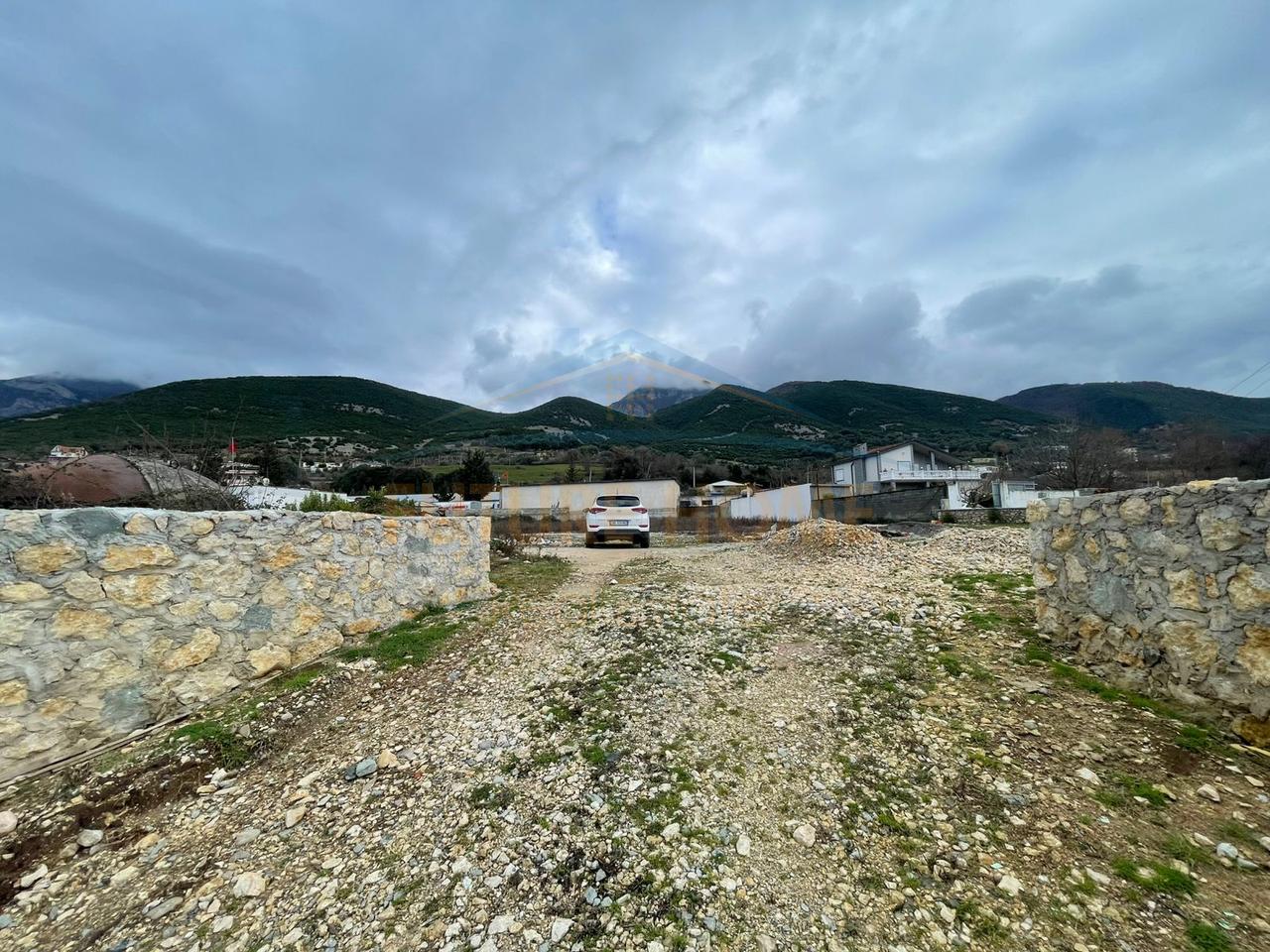 Qera, Tokë ,Tufinë, Tiranë