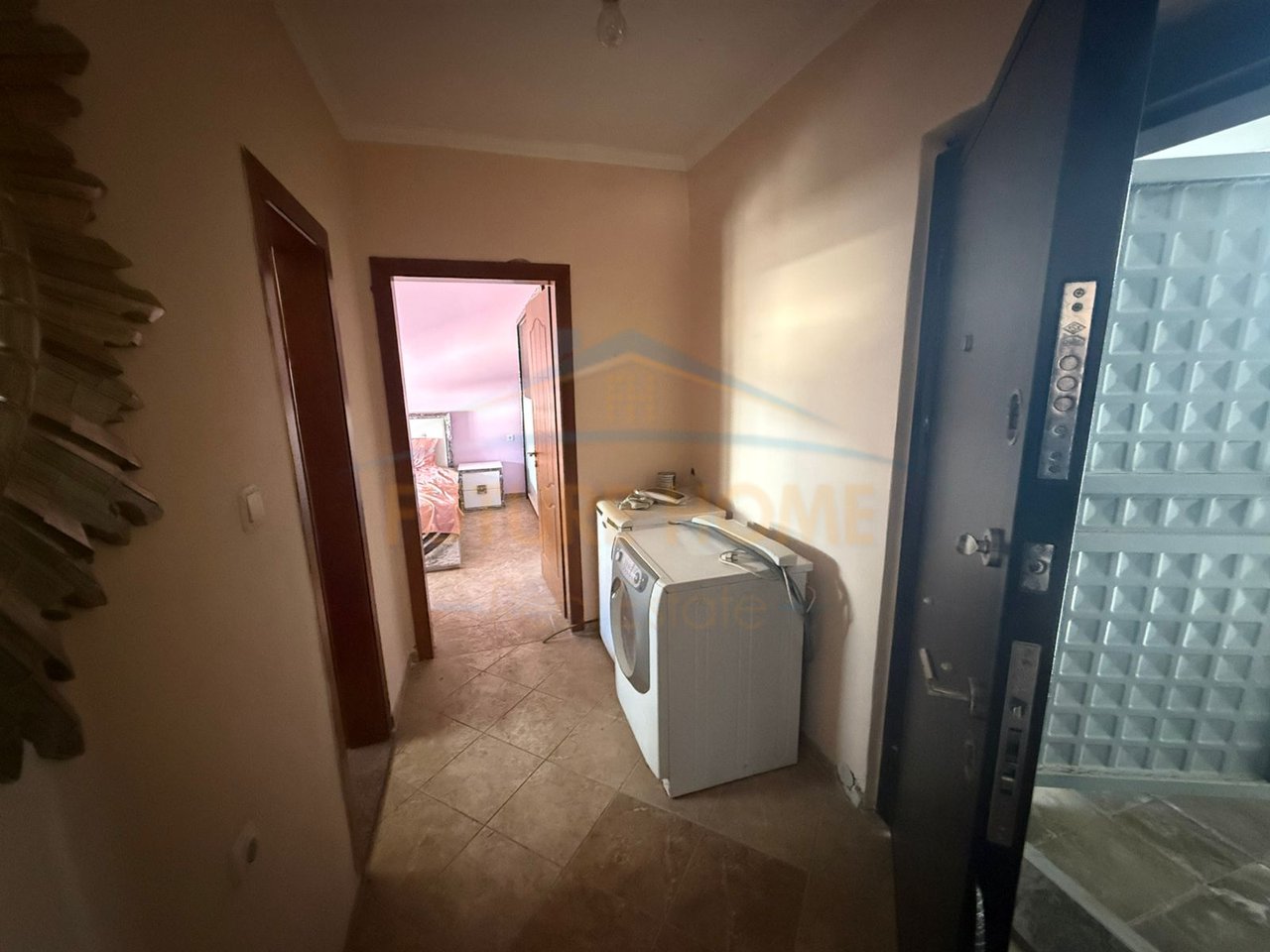 In vendita, Appartamento 1+1, Quartiere 10, Korçë