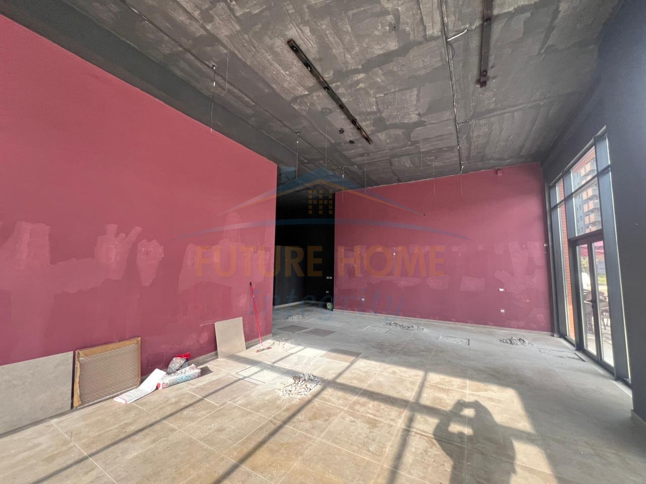 Qera, Business Environment, Sima-Com Complex, Tirana.