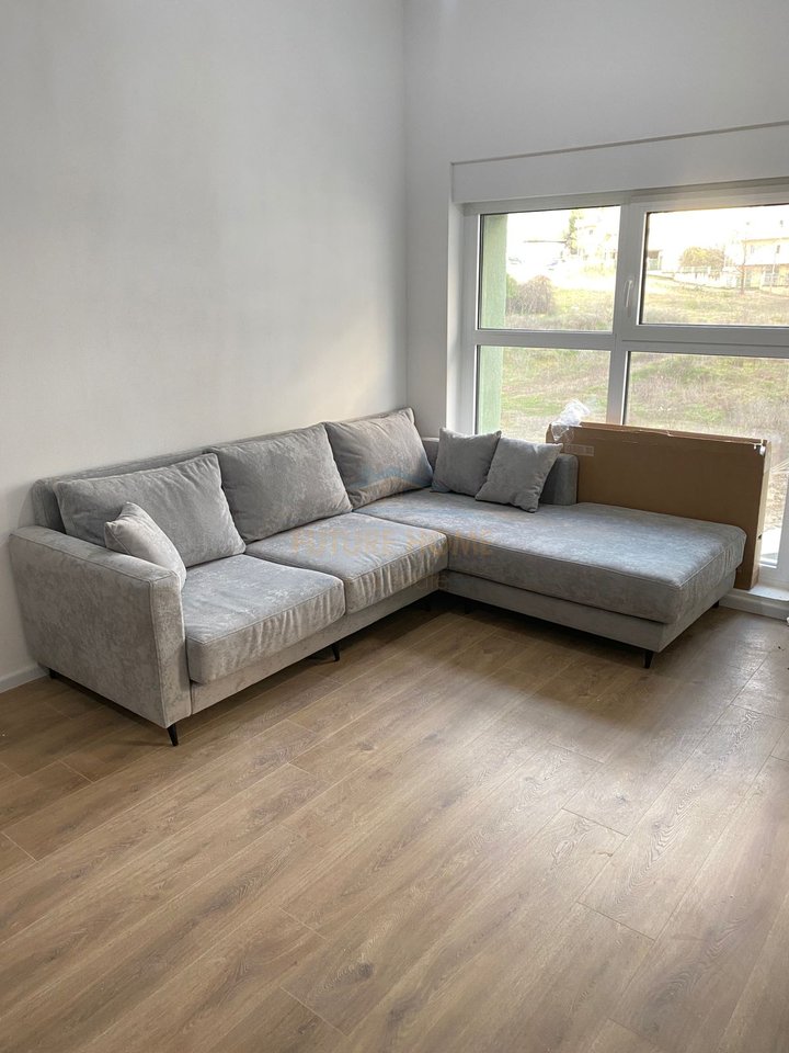 Affitto, Appartamento 1+1, Ali Demi, Tirana.