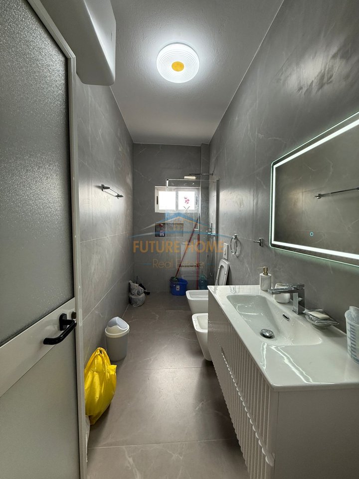 Affitto, Appartamento 2+1, Via Kongresi i Manastirit, Tirana.