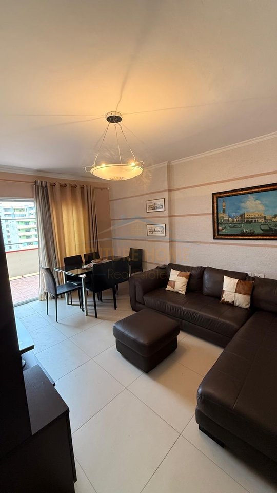 For sale, 2+1 Apartment, Beach, Near Hotel "Adriatik" Durres