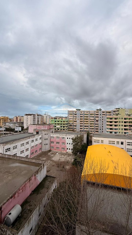 For sale, 2+1 Apartment, Beach, Near Hotel "Adriatik" Durres