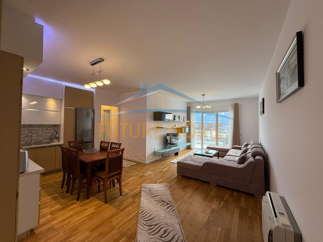 Qera, Apartament 2+1+2, Kopshti Botanik, Tiranë.