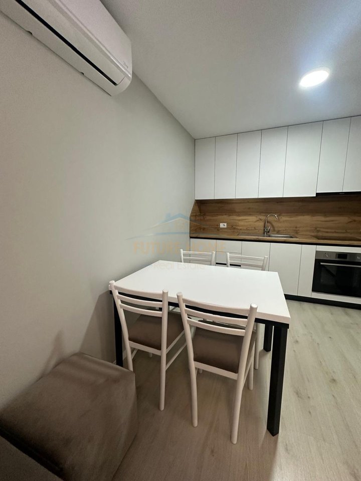 Qera, Apartament 2+1, Unaza e Re, Tiranë,