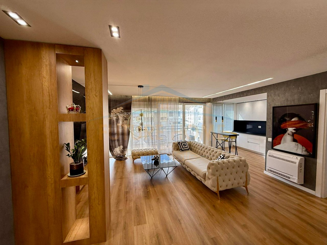 Appartamento in affitto 2+1+2, 21 Dhjetori, Tirana