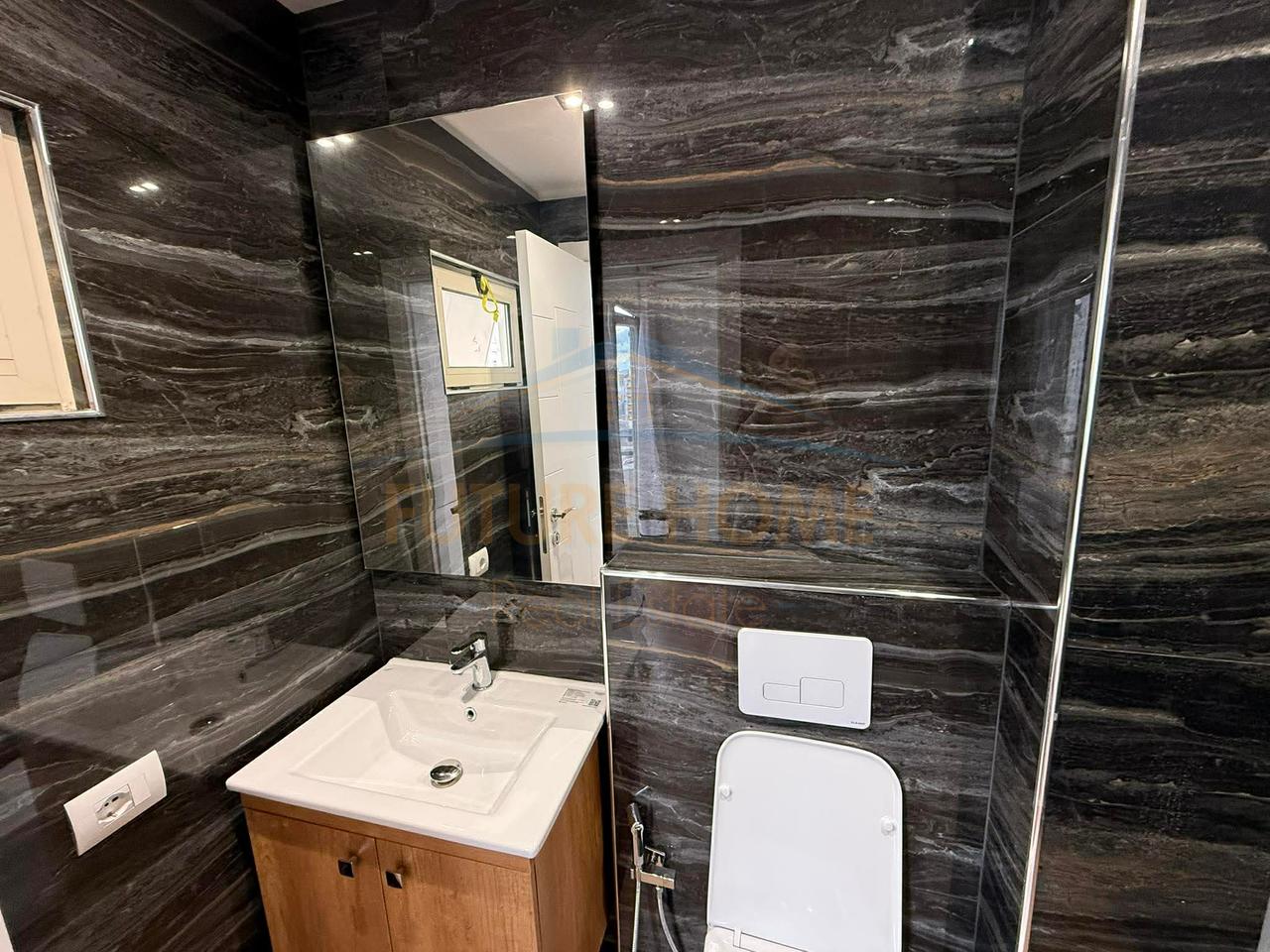 Appartamento in affitto 2+1+2, 21 Dhjetori, Tirana